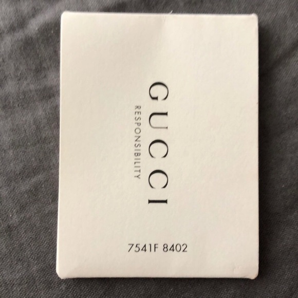 NEW GUCCI CARD CASE - Picture 5 of 5